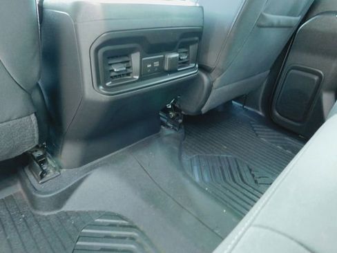 Used 2020 Chevrolet Silverado 1500 RST AWD/4WD image 23