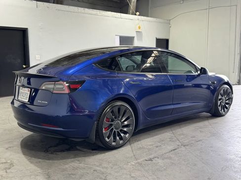 Used 2021 Tesla Model 3 Performance image 4