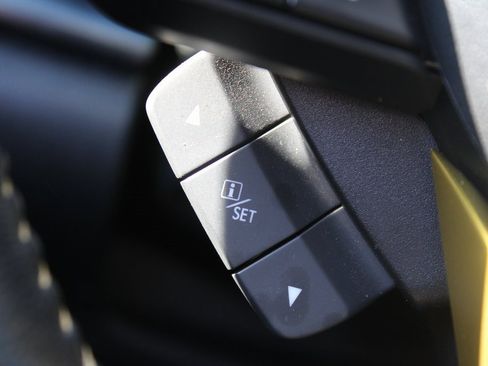 Used 2023 Subaru Crosstrek 2.5i Sport image 16