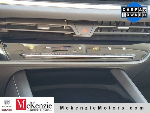 Used 2025 Buick Envision Sport Touring AWD/4WD image 18