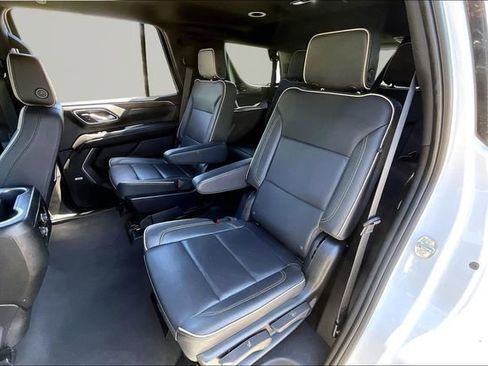 Used 2024 Chevrolet Tahoe Premier image 16