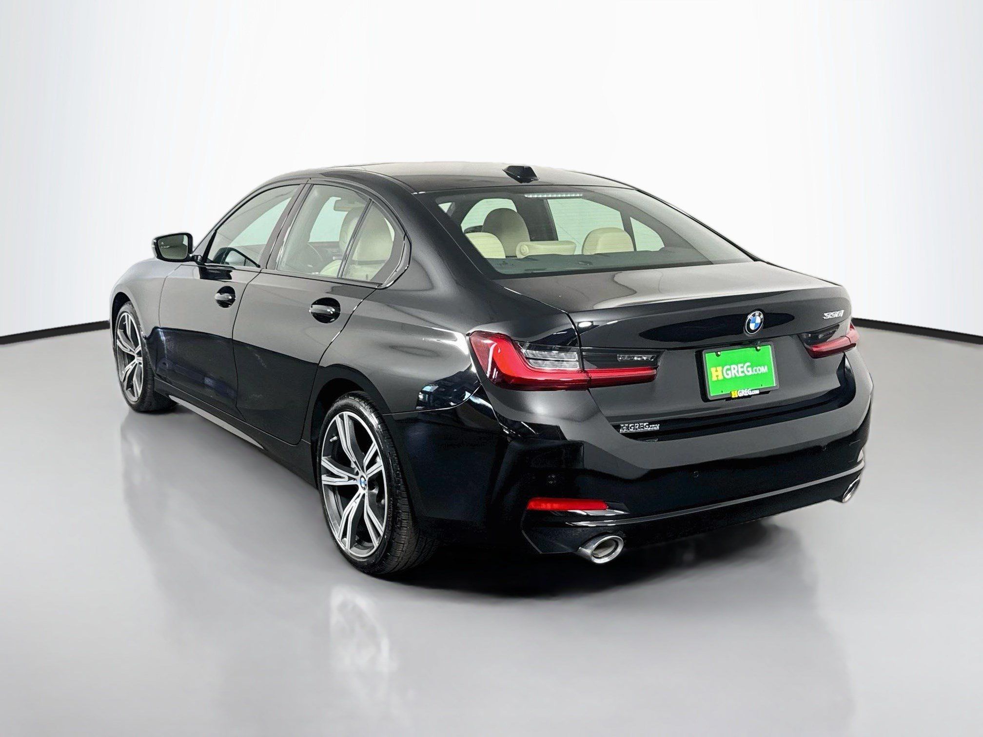 Used 2023 BMW 330i Sedan w/ Driving Assistance Package RWD image 7