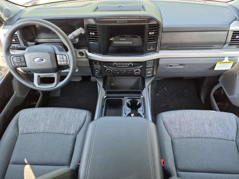 New 2026 Ford F250 XLT w/ XLT Premium Package AWD/4WD image 13