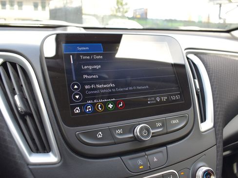 Used 2023 Chevrolet Malibu LT image 21