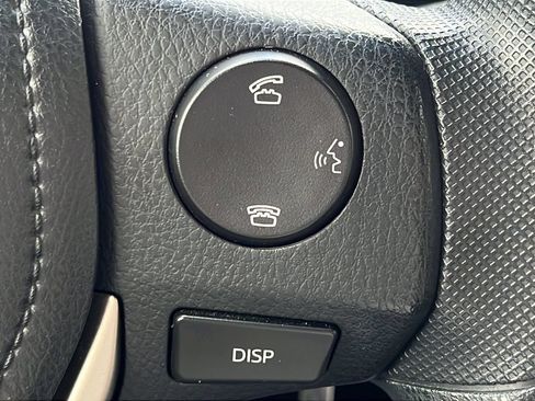 Used 2015 Toyota RAV4 LE AWD/4WD image 20