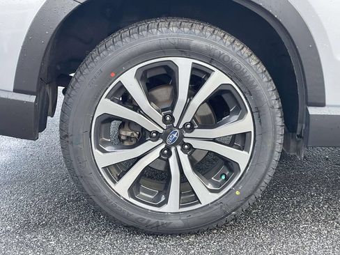 Used 2020 Subaru Forester Limited w/ Popular Package #3 AWD/4WD image 33