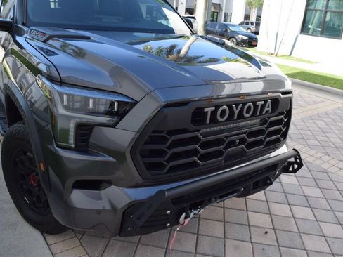 Used 2025 Toyota Sequoia TRD Pro AWD/4WD image 8