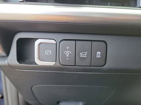 Used 2025 Hyundai Santa Fe SEL FWD image 25