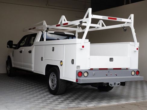 Used 2019 Ford F350 XL w/ Power Equipment Group image 12