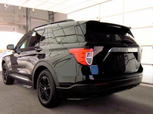 Used 2020 Ford Explorer XLT RWD image 4
