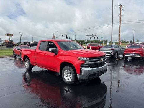 Used 2019 Chevrolet Silverado 1500 LT w/ All-Star Edition AWD/4WD image 8