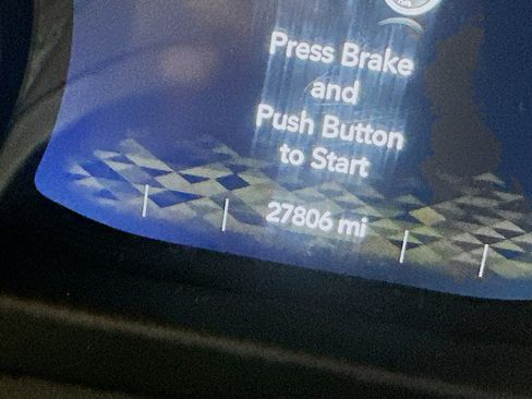 Used 2023 Jeep Wrangler Unlimited w/ 8.4" Radio Group AWD/4WD image 18