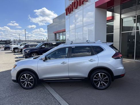 Used 2020 Nissan Rogue SL w/ Premium Package AWD/4WD image 3