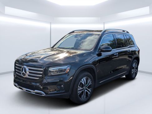 Certified 2024 Mercedes-Benz GLB 250 4MATIC image 10