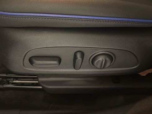 Used 2024 Buick Envista Sport Touring w/ Convenience I Package FWD image 10