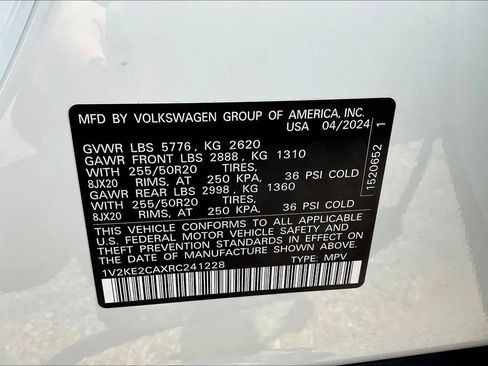 Used 2024 Volkswagen Atlas Cross Sport SE w/ Panoramic Sunroof Package AWD/4WD image 35