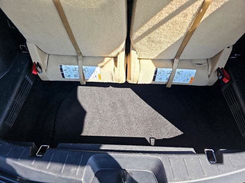 Used 2017 Ford Explorer Base FWD image 13