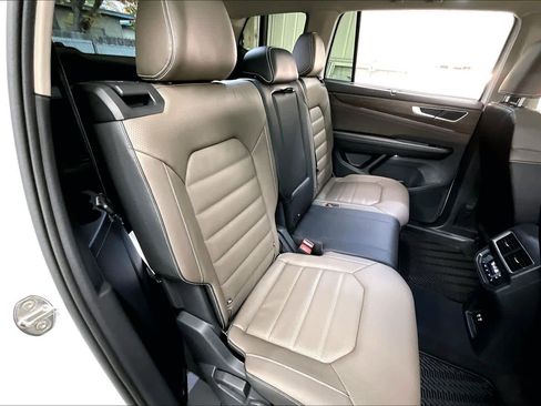 New 2026 Volkswagen Atlas SEL image 27