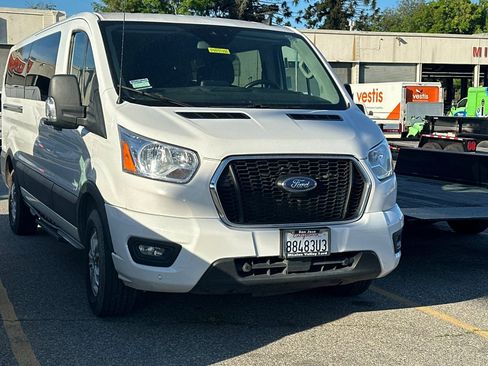 Used 2021 Ford Transit 350 XLT image 2