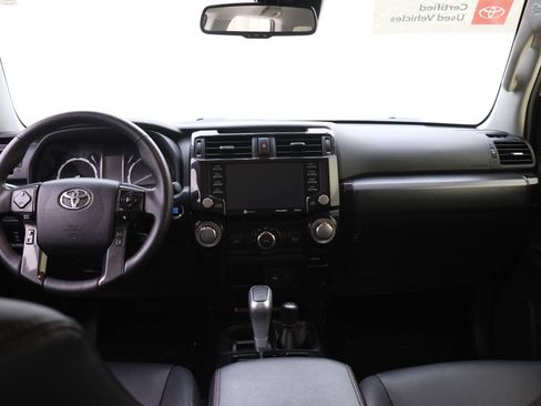 Certified 2022 Toyota 4Runner TRD Off-Road Premium image 5