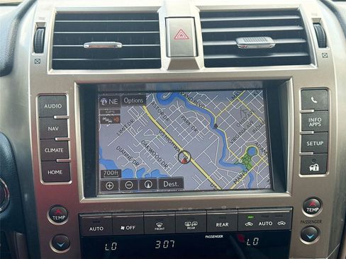 Used 2021 Lexus GX 460 Premium w/ Premium Package image 13