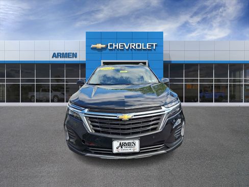 Used 2023 Chevrolet Equinox LT image 3