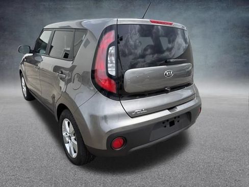 Used 2019 Kia Soul w/ Convenience Package FWD image 9