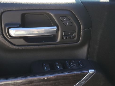 Used 2022 Chevrolet Silverado 3500 LTZ w/ LTZ Plus Package image 14