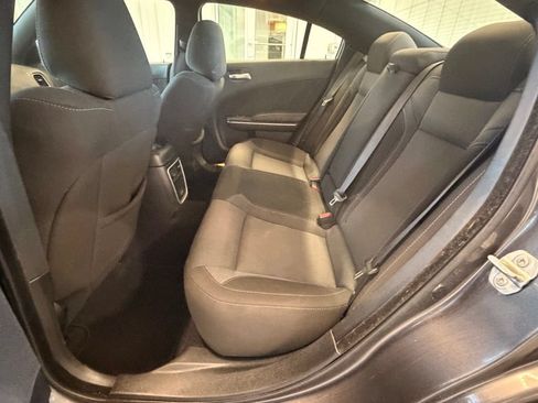 Used 2022 Dodge Charger SXT RWD image 21