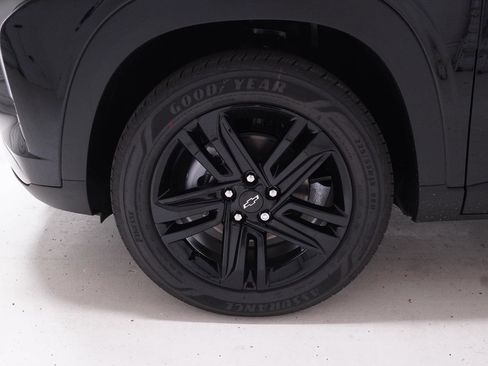 New 2026 Chevrolet Trax ACTIV FWD image 11