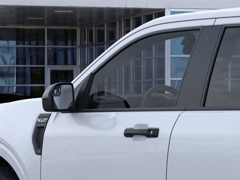 New 2026 Ford Maverick XLT w/ XLT Luxury Package FWD image 21