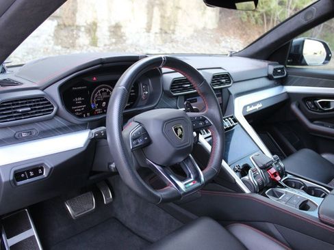 Used 2019 Lamborghini Urus AWD image 24