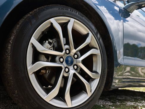 Used 2019 Ford Fusion SEL FWD image 31