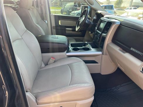 Used 2016 RAM 2500 Laramie w/ Convenience Group image 21