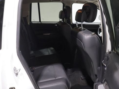 Used 2015 Jeep Compass High Altitude FWD image 19