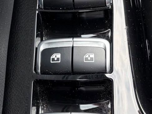 Used 2025 Kia K5 GT-Line AWD/4WD image 17