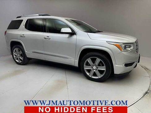 Used 2019 GMC Acadia Denali image 7