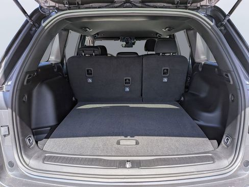 New 2026 Jeep Grand Cherokee Laredo RWD image 12