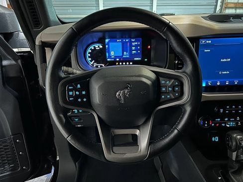 Used 2022 Ford Bronco Wildtrak AWD/4WD image 18