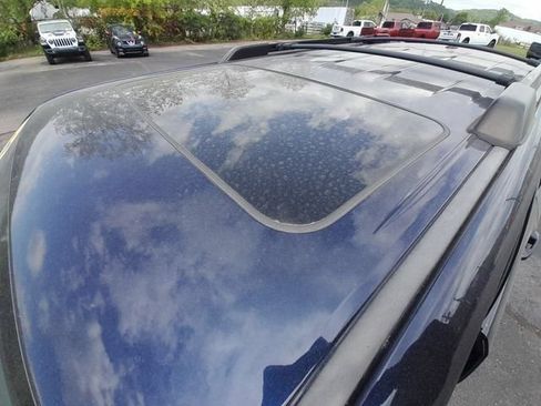 Used 2020 Toyota 4Runner TRD Off-Road Premium w/ Moonroof Package AWD/4WD image 50