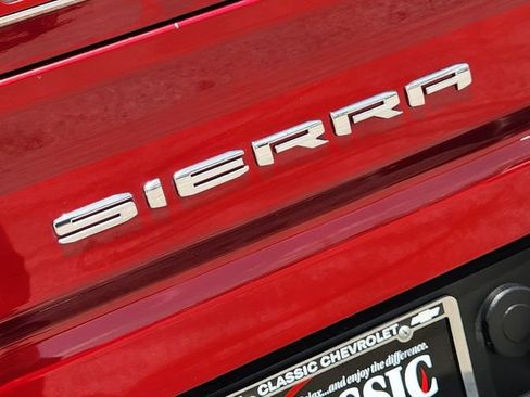 Used 2024 GMC Sierra 2500 AT4X AWD/4WD image 11