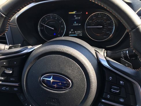 Used 2023 Subaru Crosstrek 2.5i Limited w/ Moonroof Package image 11