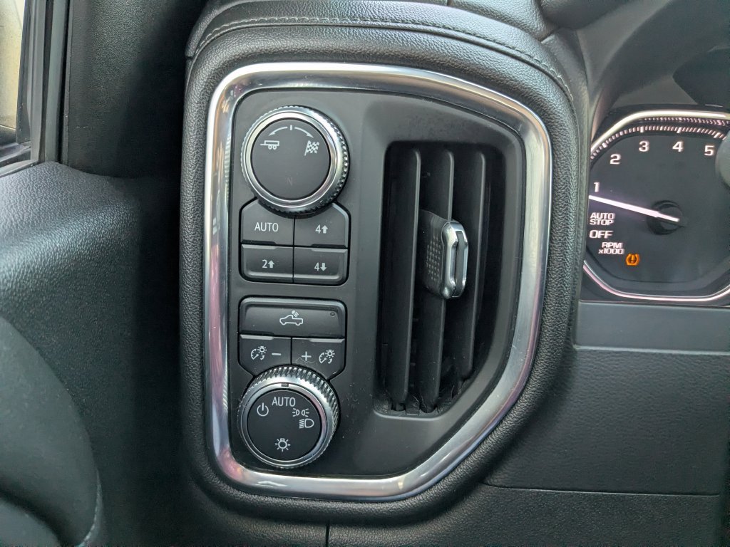 Used 2019 GMC Sierra 1500 SLE w/ SLE Value Package AWD/4WD image 12
