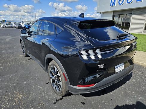 Used 2024 Ford Mustang Mach-E Select image 8