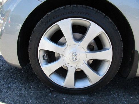 Used 2012 Hyundai Elantra Limited FWD image 15