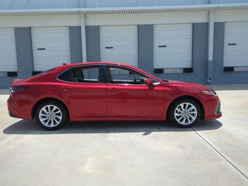 Used 2023 Toyota Camry LE FWD image 4