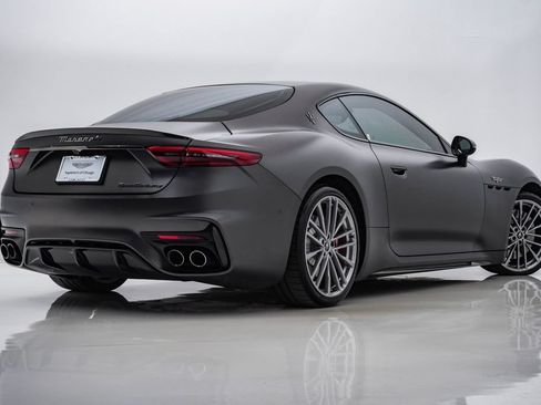 Used 2024 Maserati GranTurismo Trofeo AWD/4WD image 9