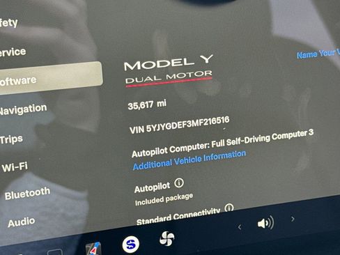 Used 2021 Tesla Model Y Performance image 32