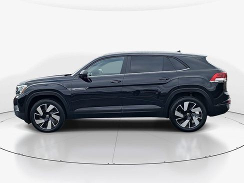 Used 2024 Volkswagen Atlas Cross Sport SE image 9