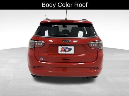 Used 2022 Jeep Compass Limited AWD/4WD image 5